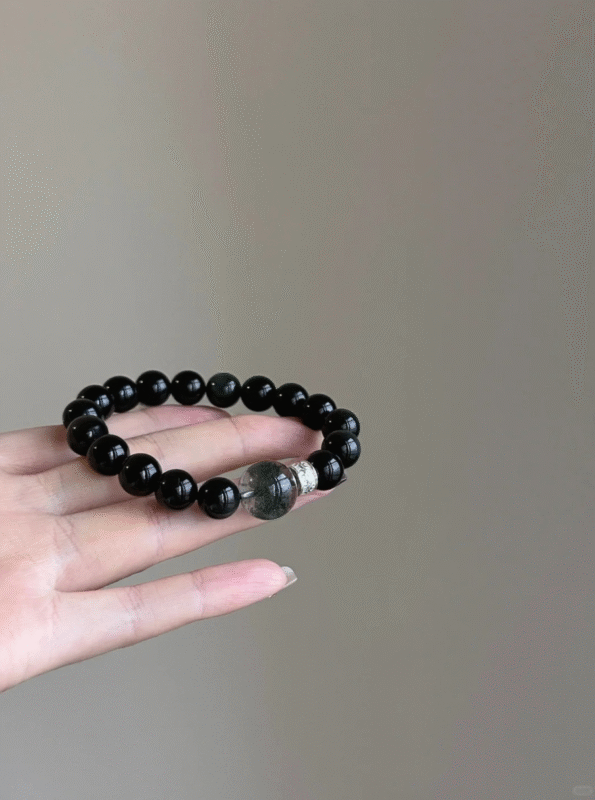 Detail of 10mm Obsidian & Green Phantom Bracelet, Green Phantom’s Phantom Texture, Water-Wood-Metal Energy Hides Nature’s Whispers
