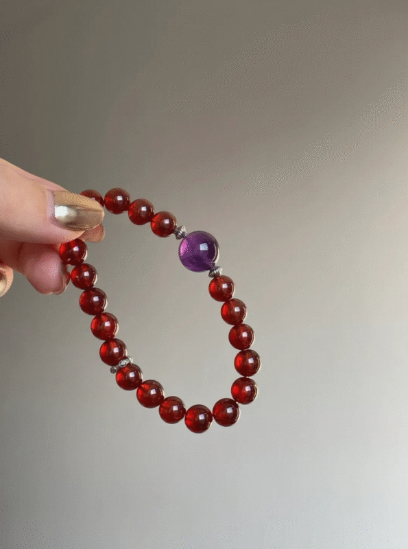 Multi-Angle 8mm Garnet & Amethyst Bracelet, Silver & Red-Purple Mix, Fire-Water-Metal Energy Shows Balance Philosophy