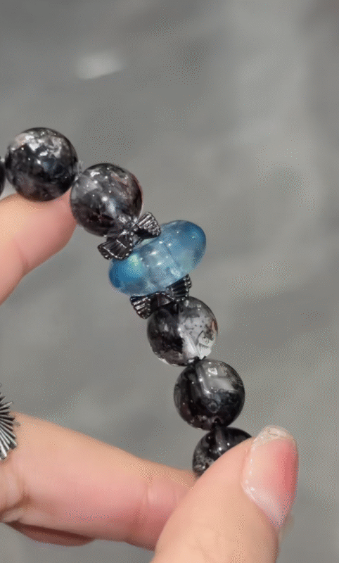 Detail of Herkimer Diamond & Aquamarine Bracelet, Aquamarine Texture, Water-Metal Energy Shows Balance Philosophy