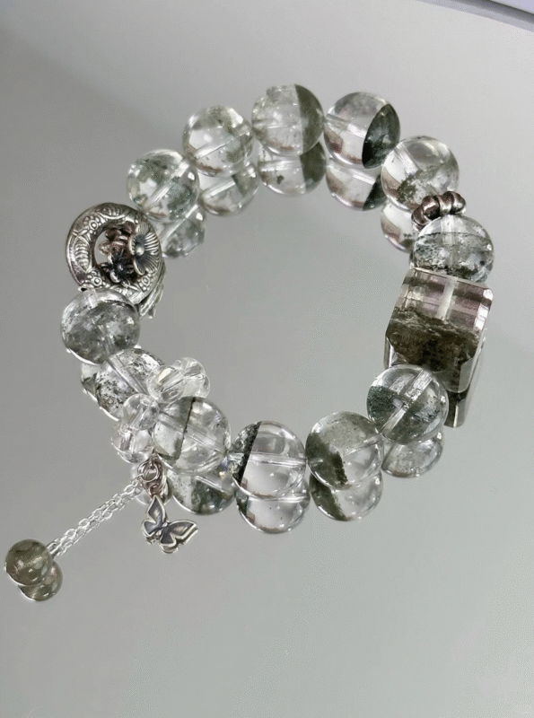 Display of Green Phantom Quartz & Neo-Chinese Silver Bracelet, Silver Totems Show Wood-Gold Neo-Chinese Philosophy