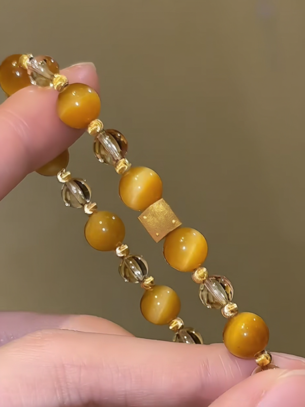 Detail of 6-8mm Tiger’s Eye & Citrine Bracelet, Tiger-Striped Glow Breaks Indecision