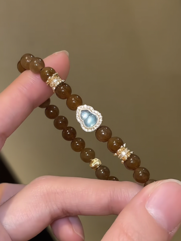 Held Nephrite Sugar Jade & Aquamarine Gourd Bracelet, Brown-Oily Sugar Jade, Aquamarine Gourd with Silver-Gold Plating, Earth-Water Energy Shows Healing Charm