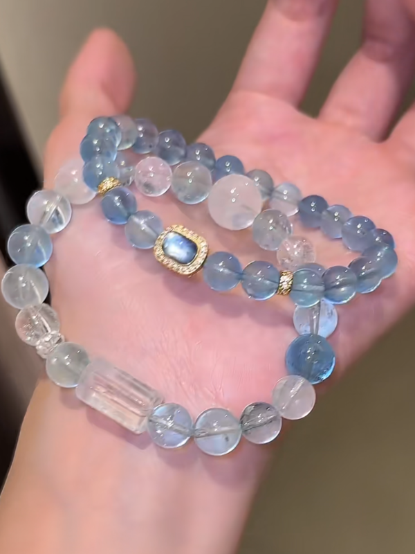 Worn Devil’s Blue Aquamarine & Silver-Gold Bracelet, Gradient Layers, Water-Gold Energy Hides Spiritual Whispers