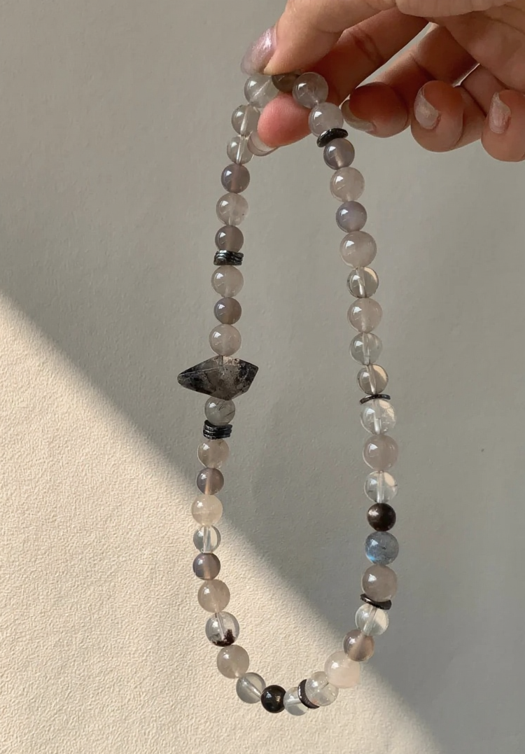 Display of Grey Rabbit Hair Quartz & Agate & Herkimer Diamond Bracelet, Grey-Tone Zen Aesthetic, Earth-Water-Metal Energy Unleashes Calm Power