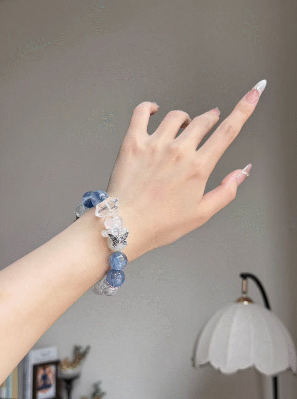 Hand-Held Metal-Water "With Sea" Bracelet, Donghai Old Mine Clear Quartz & White Moonstone Echo, Metal-Water Resonance Manifestation
