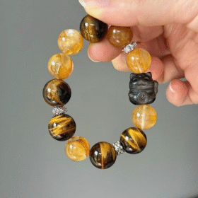 Wearing Display of Yellow Flame Quartz & Lightning Tiger Eye Bracelet, Yellow Flame Quartz & Tiger Eye Match, Earth-Fire Energy Flow