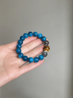 Hand-Holding 10mm Blue Apatite × Yellow Tiger's Eye × Gray Moonstone Bracelet, Blue-Brown-Gray Blend, Water-Earth Energy Awakens
