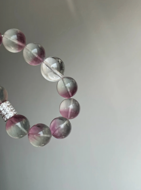 Close-Up of 14mm Bi-Color Fluorite Bracelet, Texture Reveals Water-Metal Wisdom Code