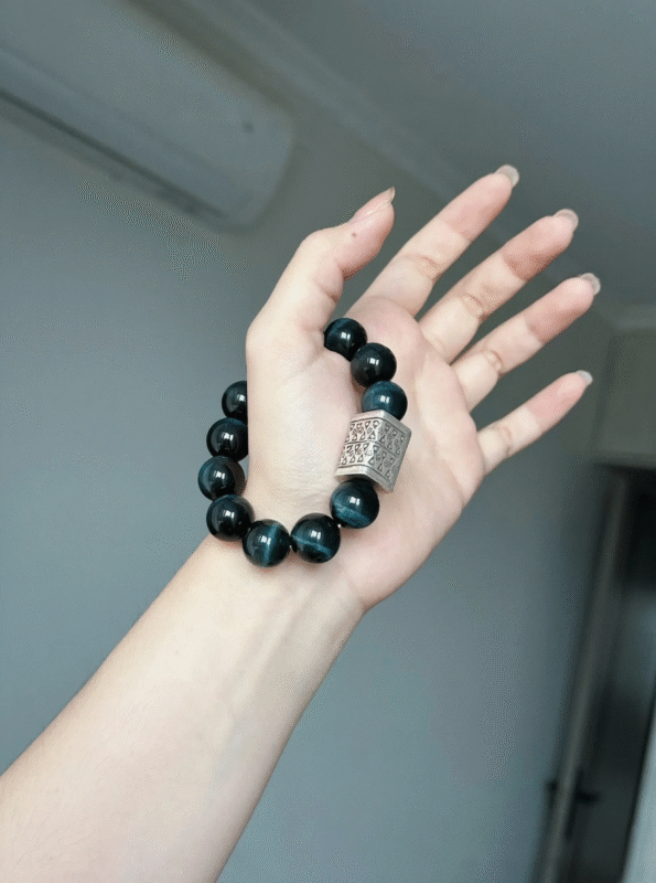 Palm-Holding Lightning Blue Tiger's Eye Bracelet, Metal Energy Transforms
