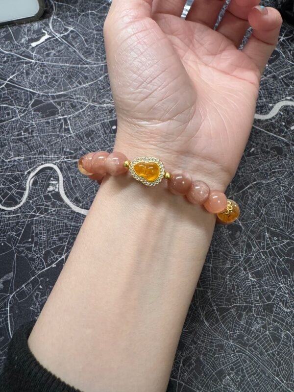 Wrist-Wearing Orange Moonstone × Citrine Bracelet, Gold-Plated Silver Charms, Fire-Earth-Metal Energy Manifests