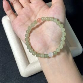 Palm Displaying Light Celestial Hetian Jade × Dark Celestial Hetian Jade × White Moonlight Hetian Jade × South Red Agate Bracelet, Earth-Fire Energy Manifests Nourishment & Creativity