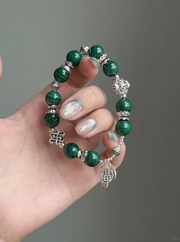Wrist-Wearing Malachite × Silver Bracelet, Wood-Water-Gold Cycle Unfolds for Protection