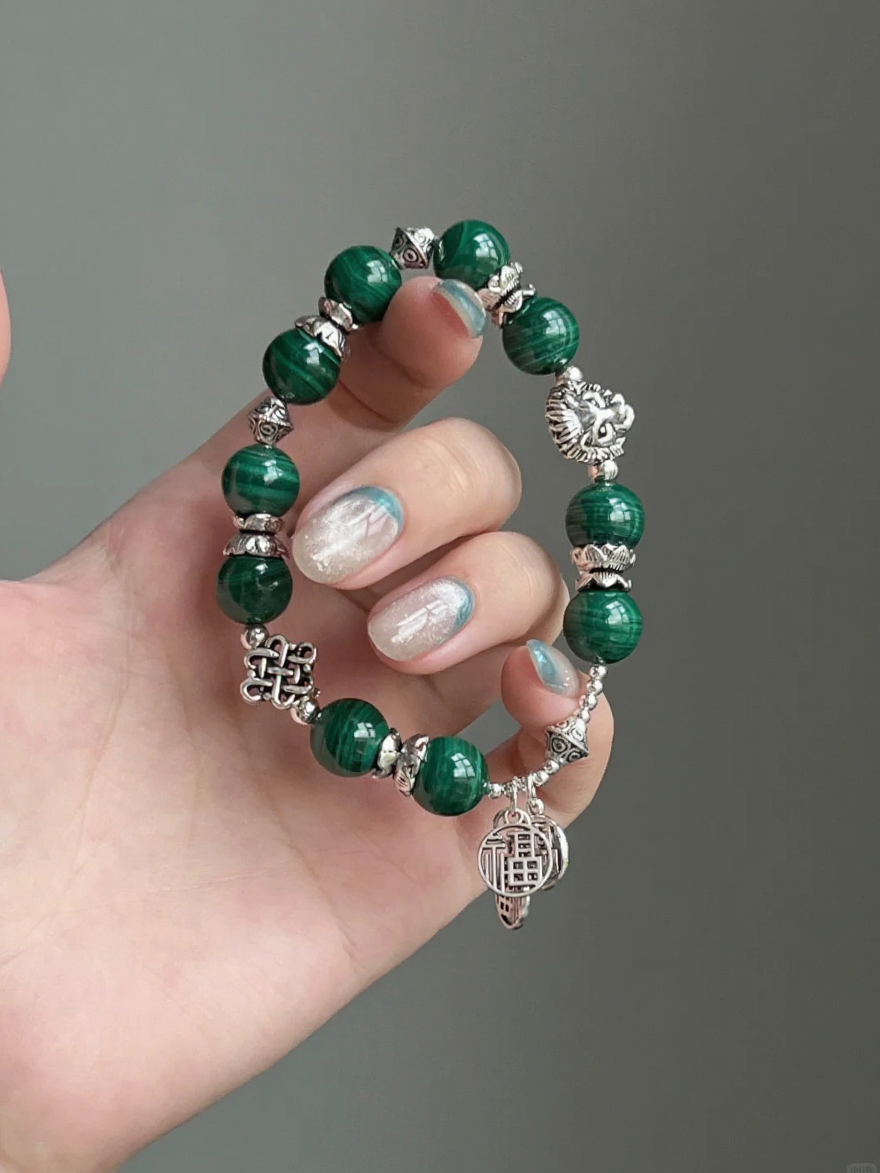 Wrist-Wearing Malachite × Silver Bracelet, Wood-Water-Gold Cycle Unfolds for Protection