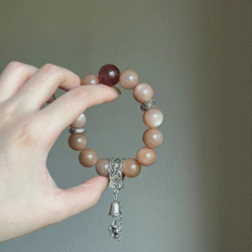Hand-Touching Orange Moonstone × Strawberry Quartz Bracelet, Double Fire Resonance Upgrades Fate