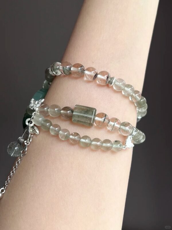 Hand-Wearing Xiu Jade Dragon Buckle, Green Phantom & Green Rutilated Quartz Bracelet, Earth-Wood-Metal Energy Weaves Nature Field