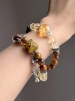 Hand-Adjusting Multi-Gem Bracelet, Earth-Fire-Metal Sync Boosts Courage Awakening
