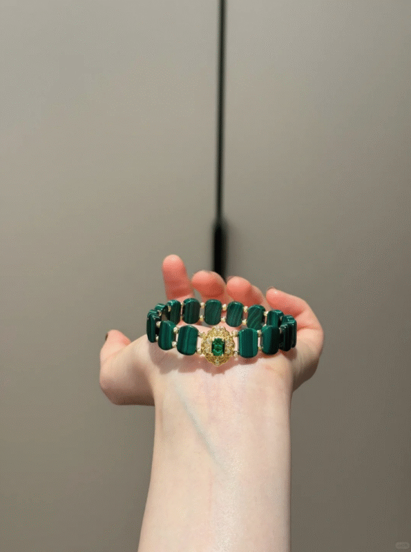 Holding Malachite Bracelet, Earth-Metal Wealth Blast Power