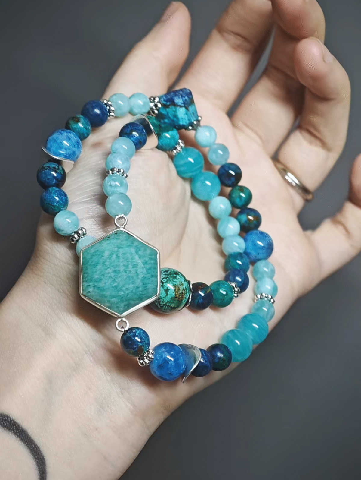 Dynamic display of the double-strand bracelet, showing water-wood synergy between Amazonite and Chrysocolla