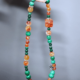 Split display of the double-strand bracelet, independent and synergistic energy of Red Fire Quartz and Malachite