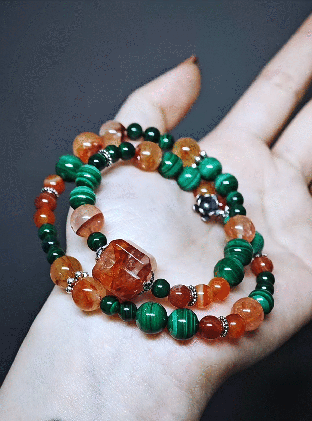 Details of 8.5mm Malachite, wood-element vitality code