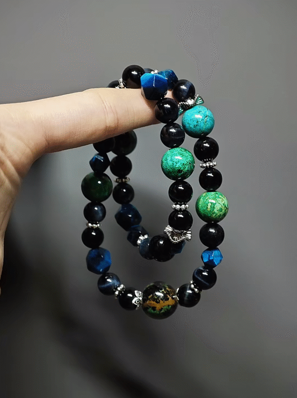 Details of 12mm Azurite, deep water-element breakthrough carrier