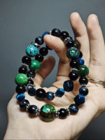 Dynamic display of the bracelet, resonating Blue Tiger’s Eye determination and Azurite purification