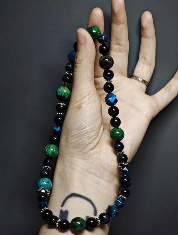 Double-strand bracelet worn, building daily energy field with Blue Tiger’s Eye and Azurite