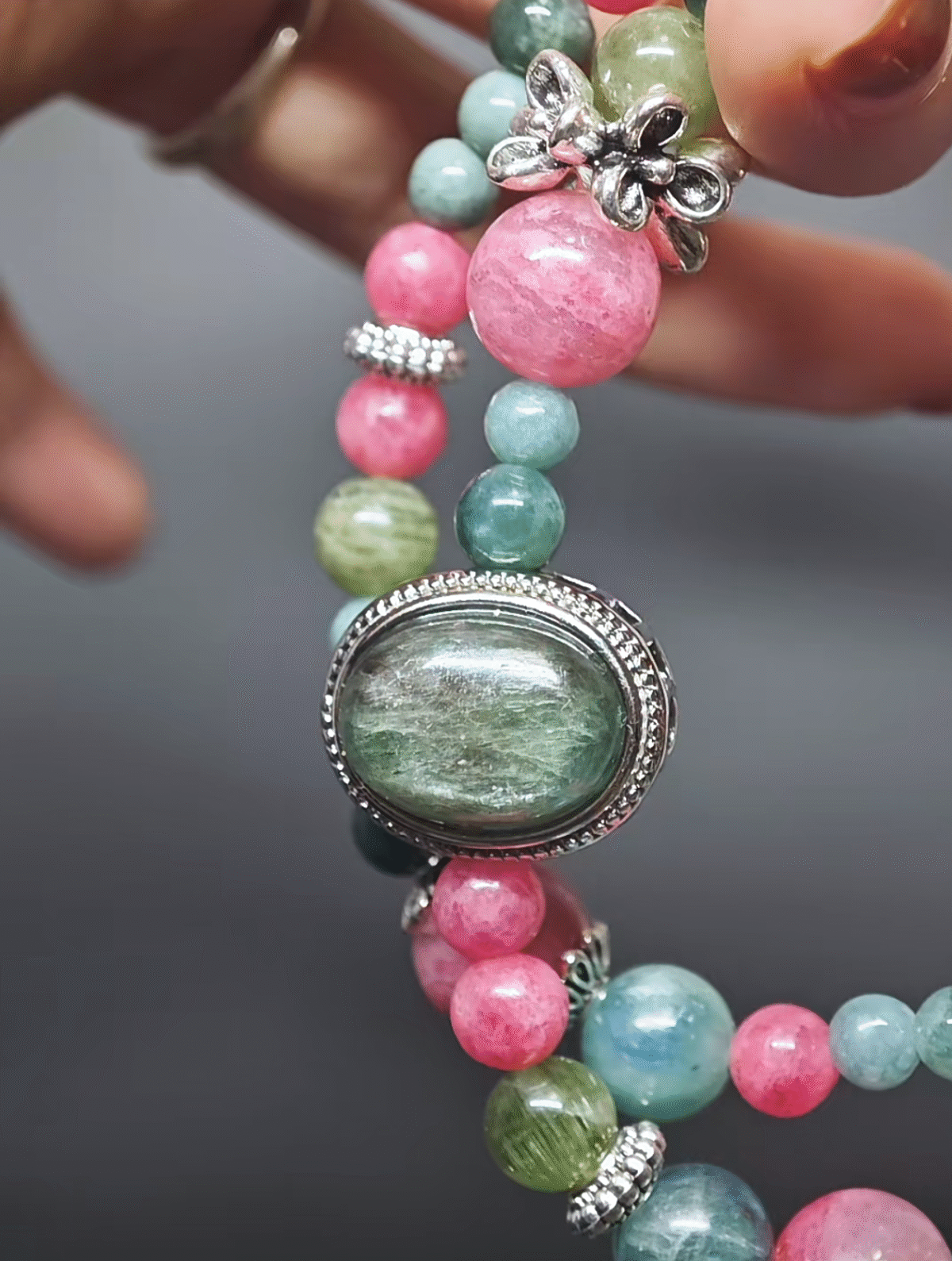 Close-up of the Fuchsite magic box, core wood-element growth hub