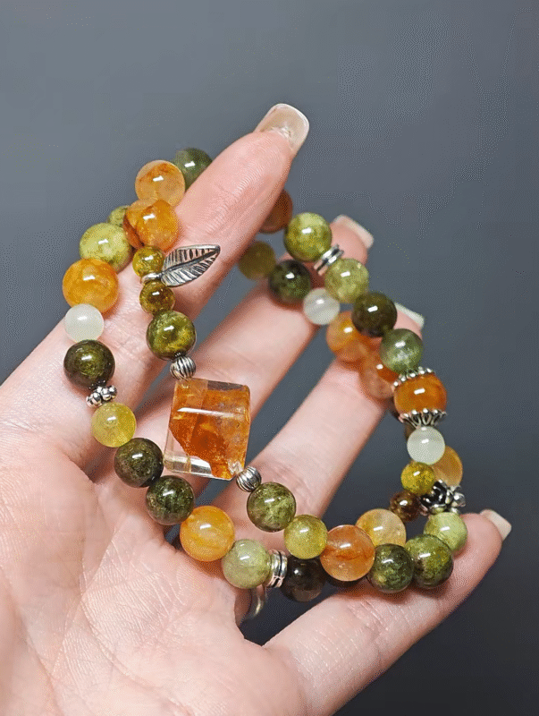 Details of 8mm Yellow-Green Xiu Jade, earth-element stability code from sedimentary rock