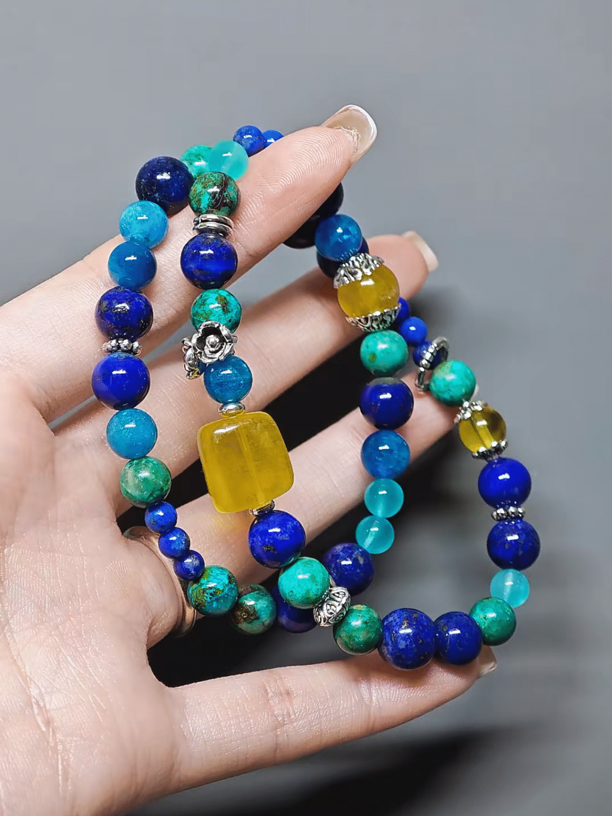Details of 8mm Lapis Lazuli, metal-element anchoring code
