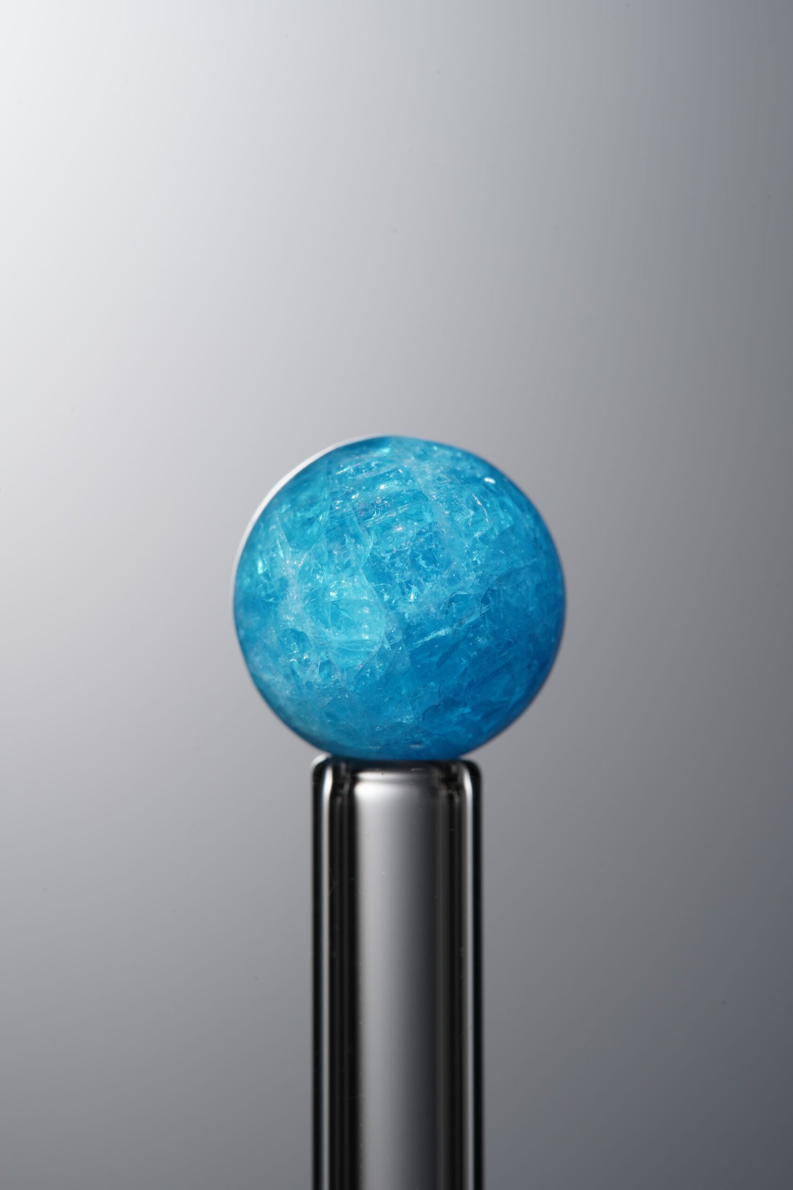 A4-42 (1) Apatite-Blue-10mm - Image 1