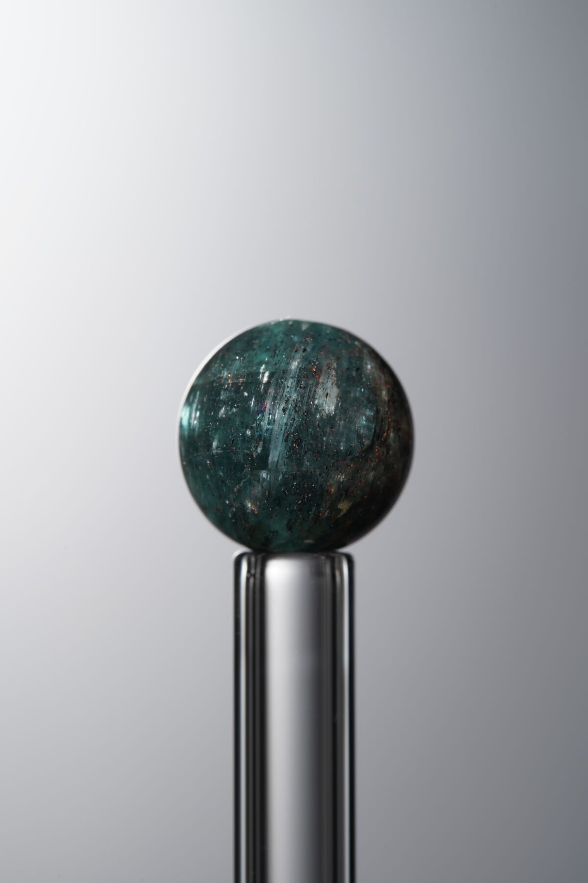 Kyanite-Green-9mm - Image 3