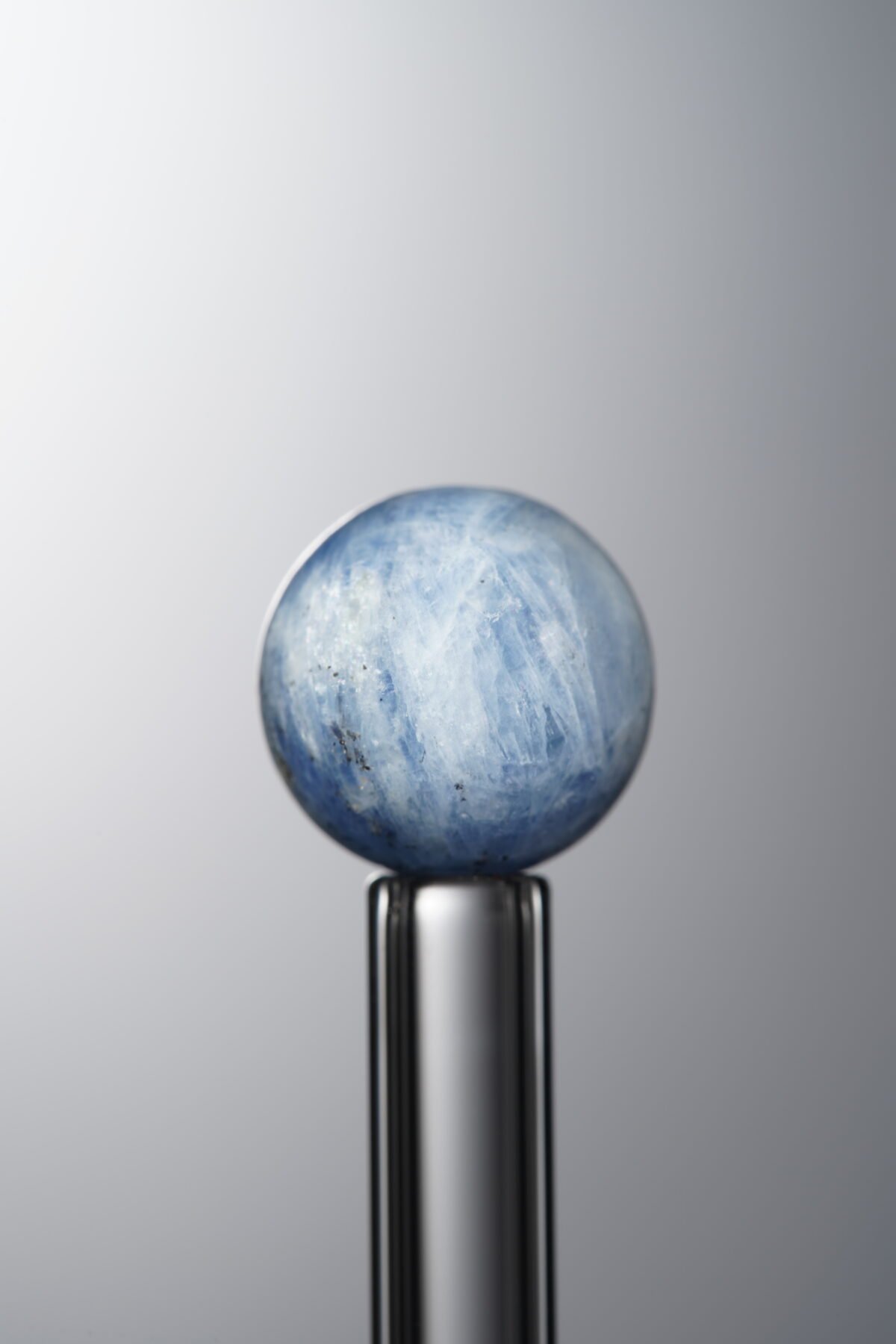 Kyanite-Blue-11mm - Image 4
