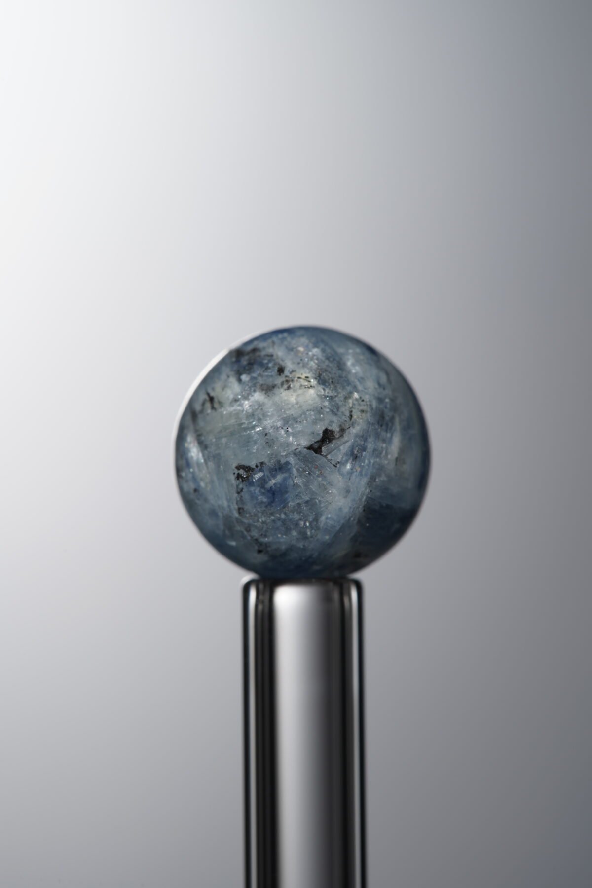 Kyanite-Blue-11mm - Image 3
