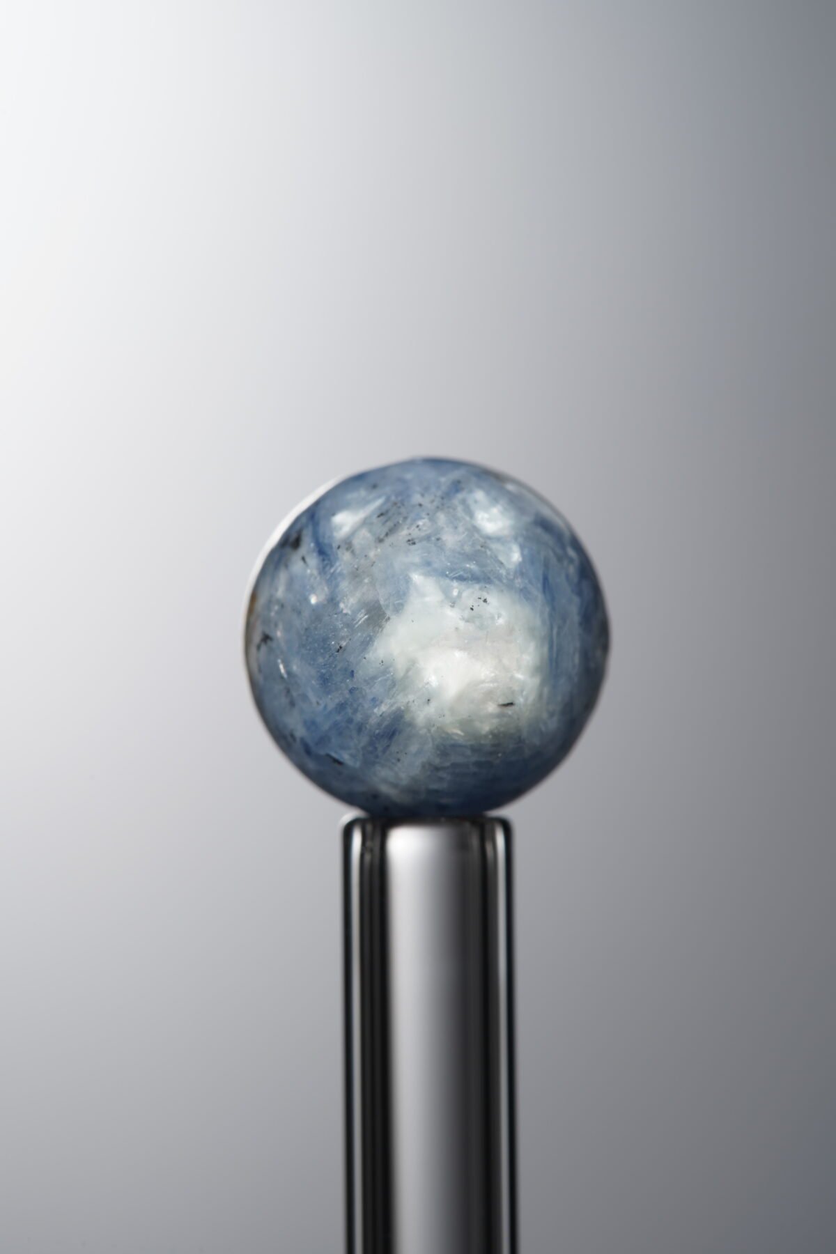 Kyanite-Blue-11mm - Image 2