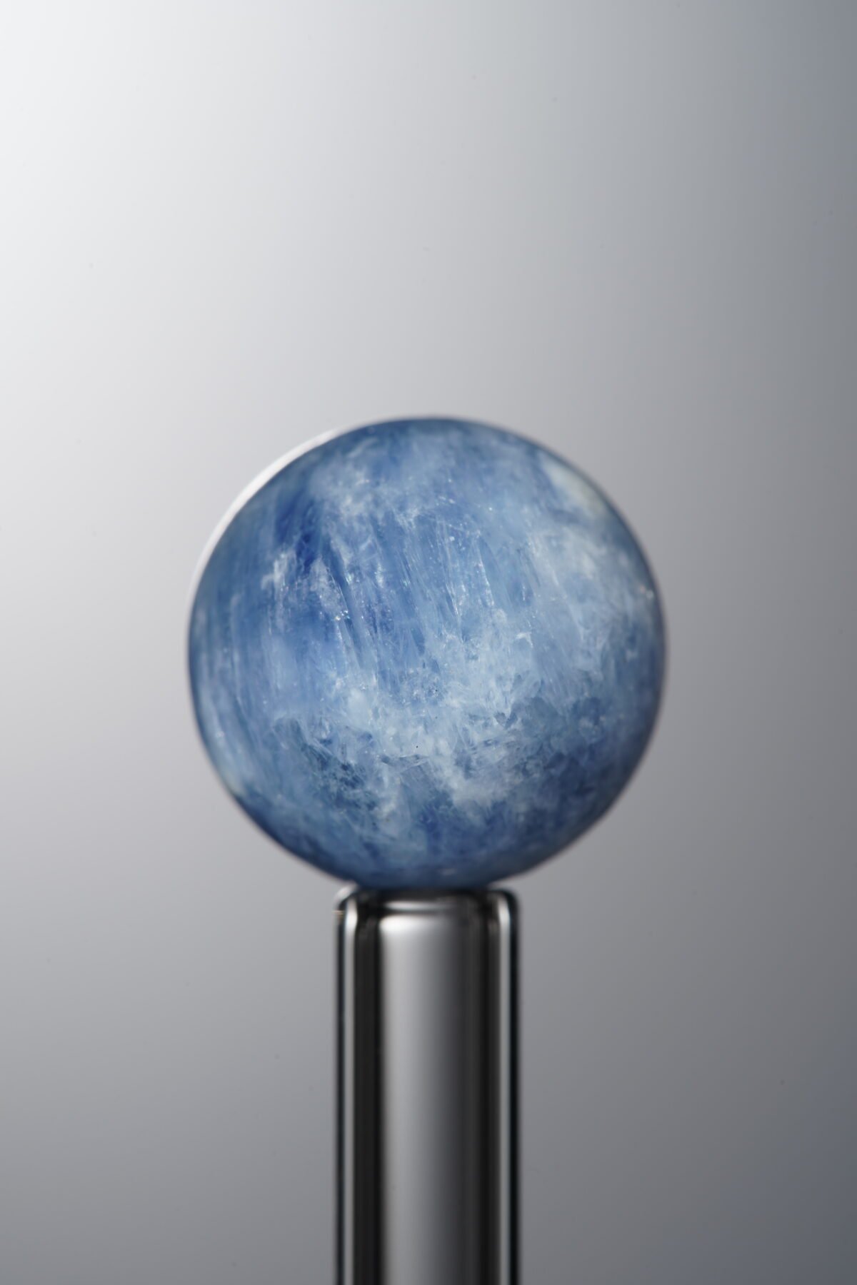 Kyanite-Blue-13mm - Image 3