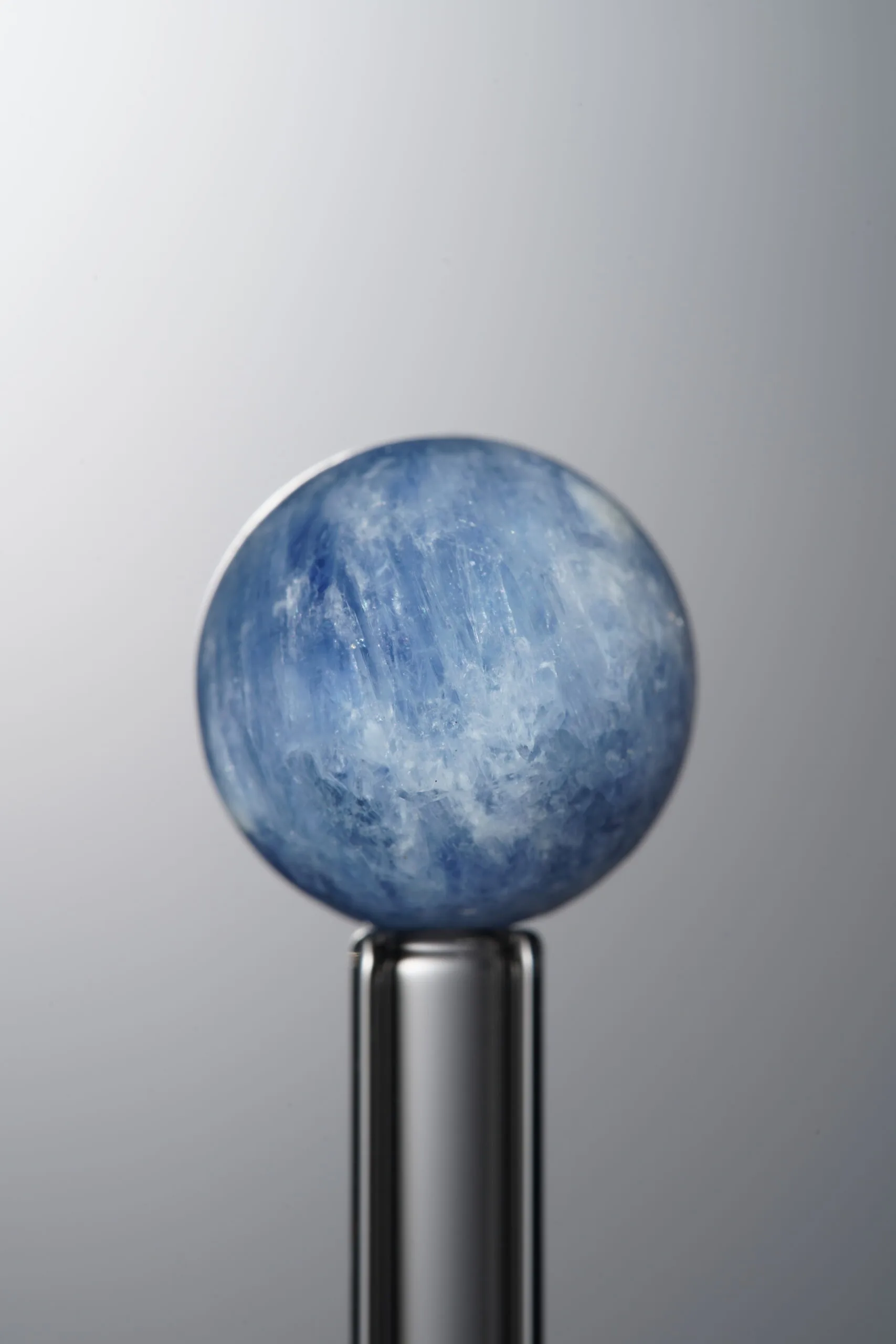Kyanite-Blue-13mm Natural Gemstone Bead - Image 3