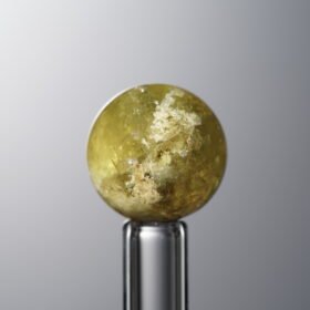 Green Garnet loose natural stone bead (10mm) for energy-balancing handmade jewelry and DIY crafts