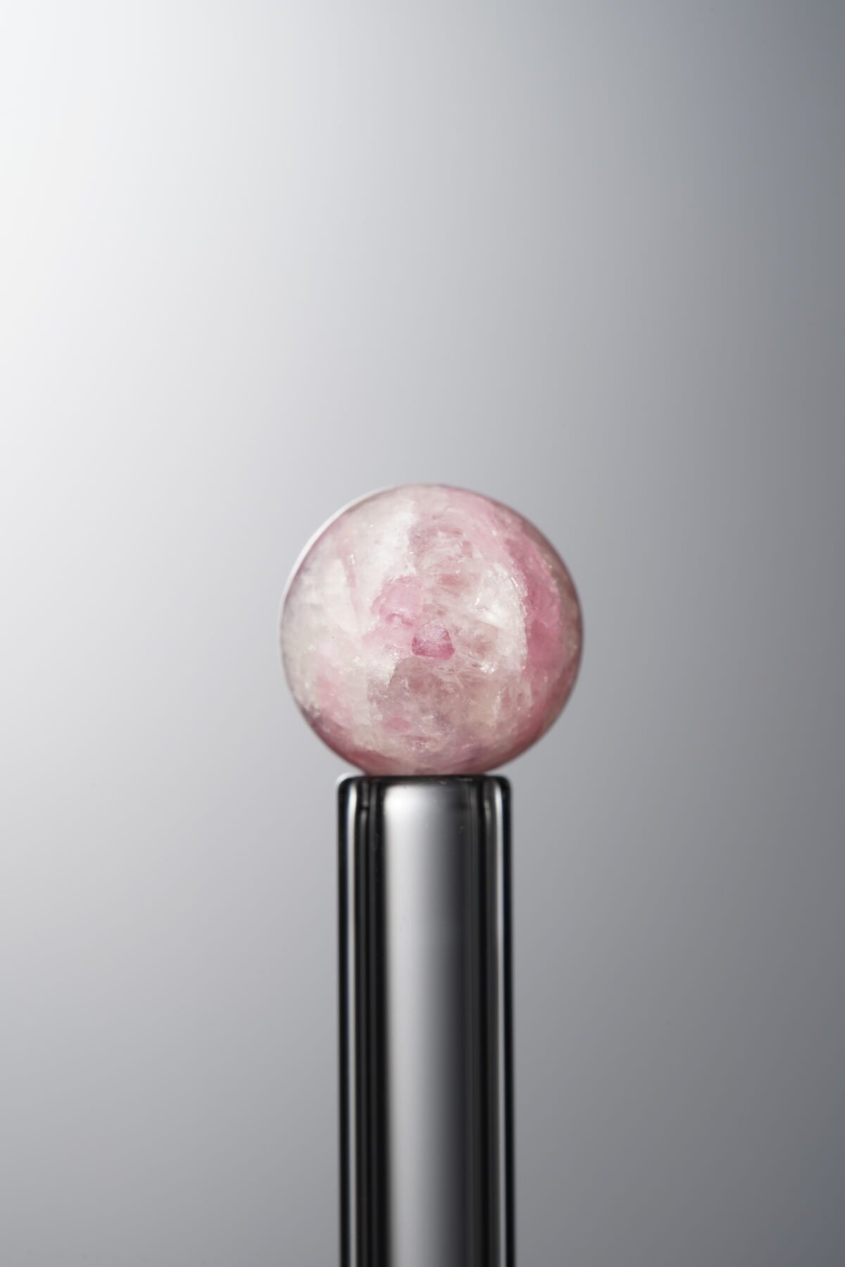 Tourmaline-White&Pink-8mm - Image 3