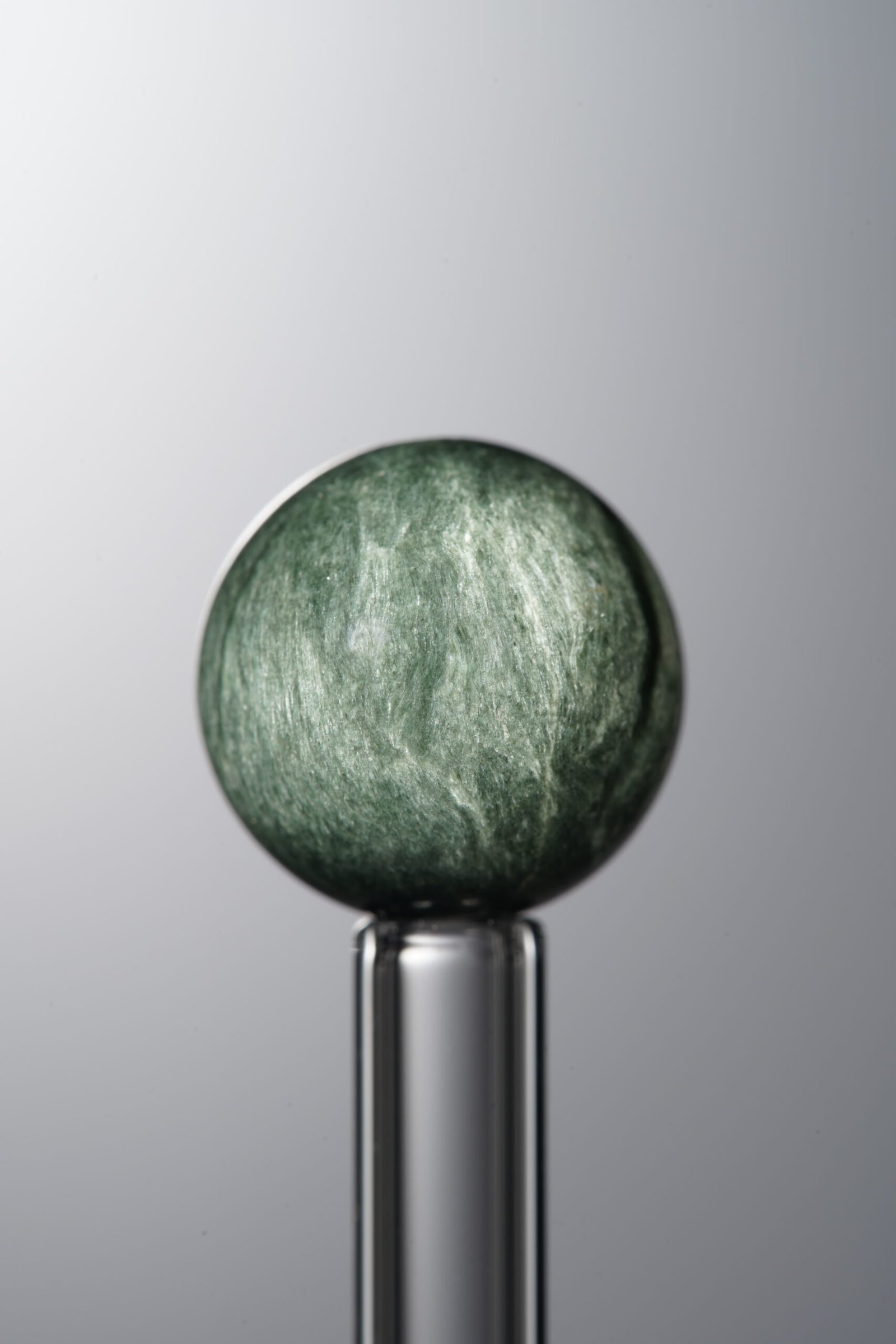 B5-221 (1) Hawk's Eye-Green-13mm - Image 1