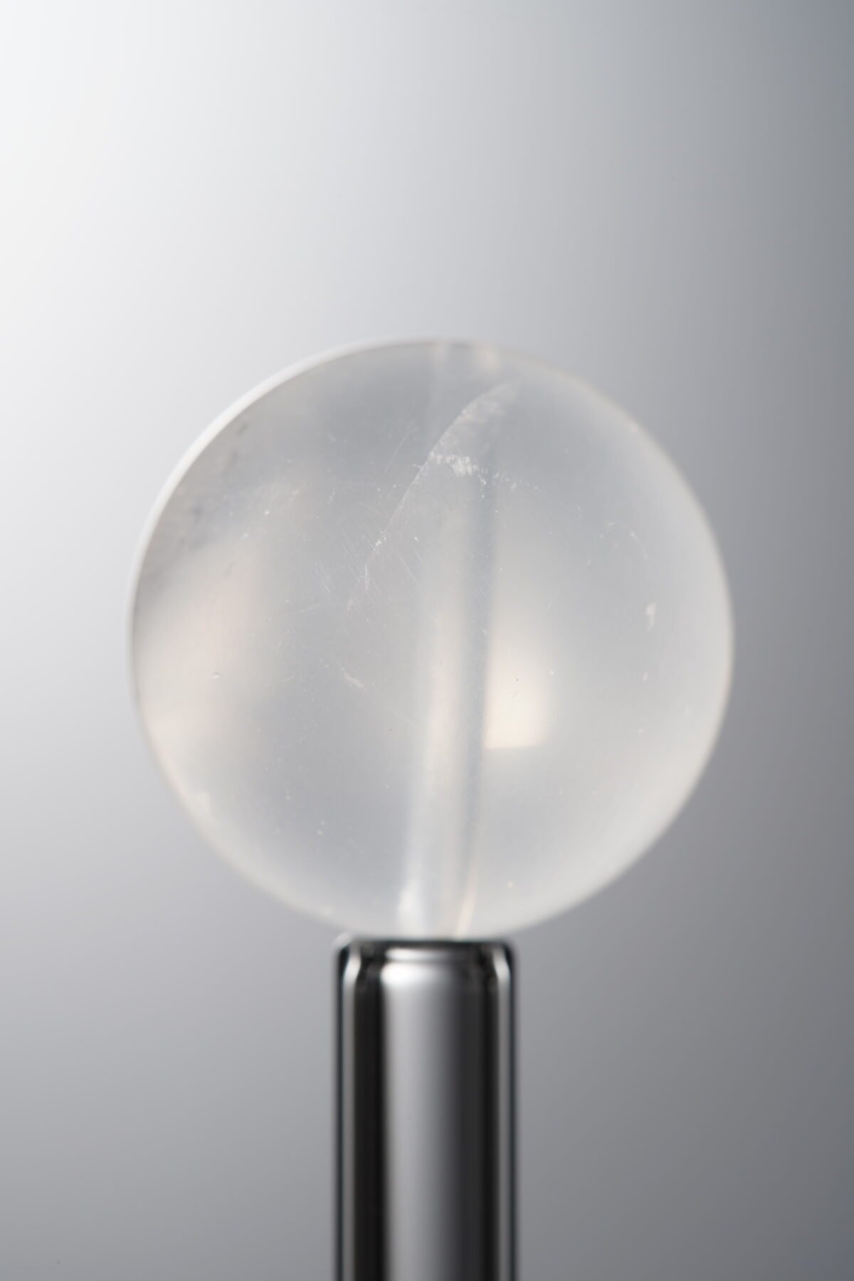Crystal-White-17mm - Image 1