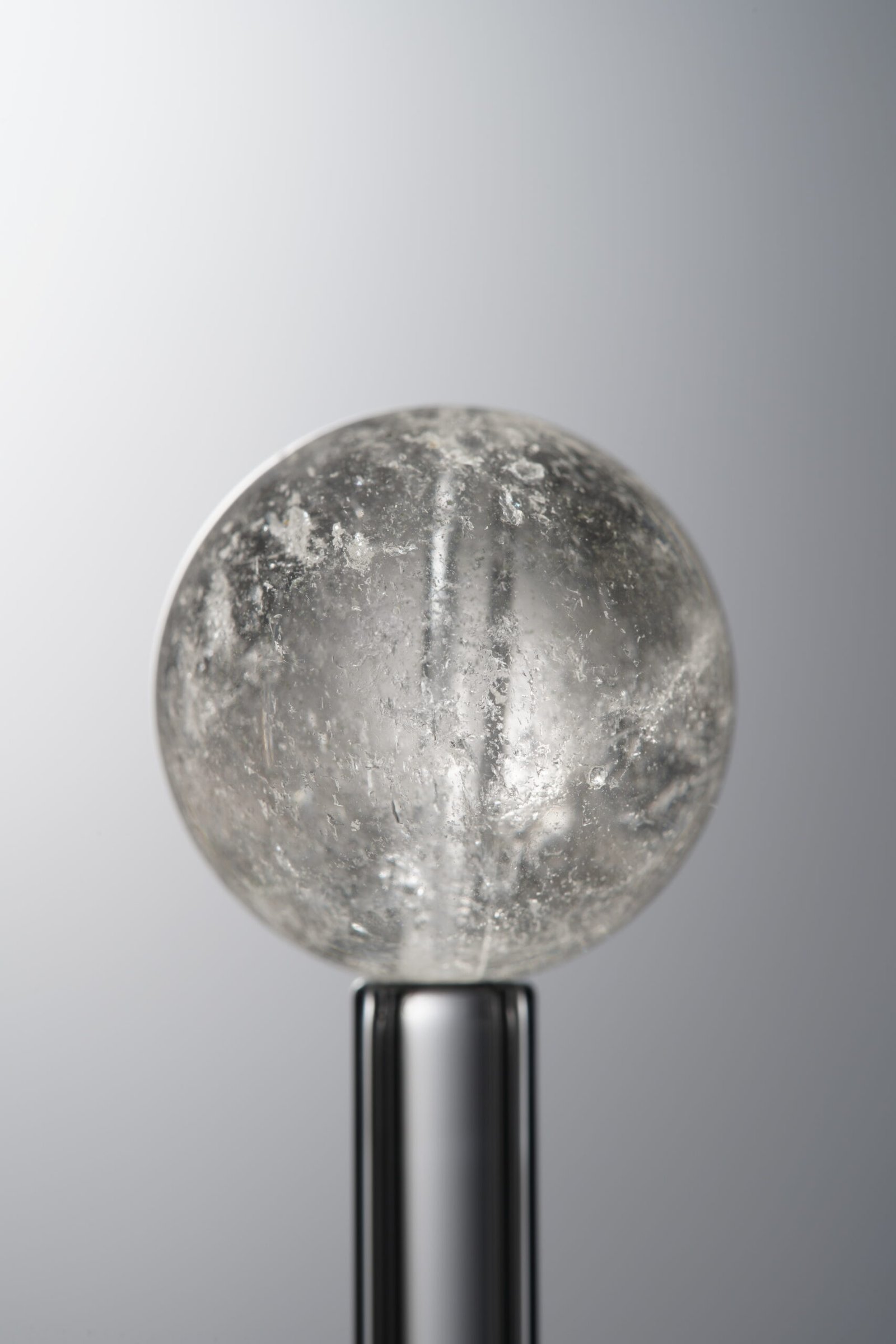 B9-33 (1) Crystal-White-16mm - Image 1