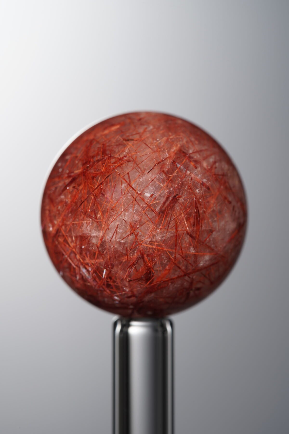 Crystal-Red-17mm - Image 1