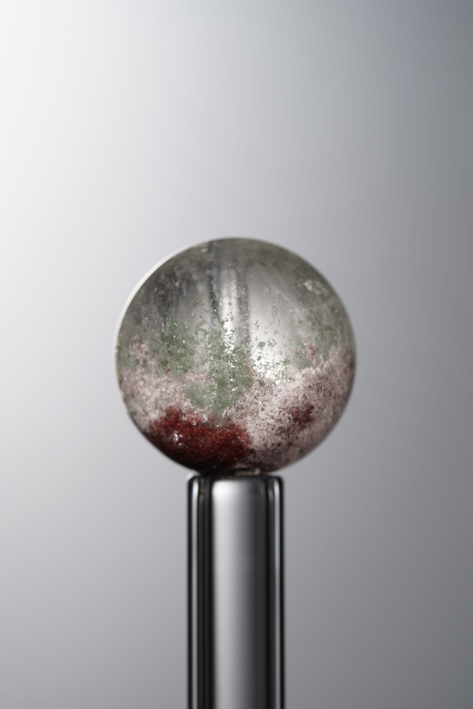 C6-14 (1) Crystal-Red&Green-12mm - Image 1