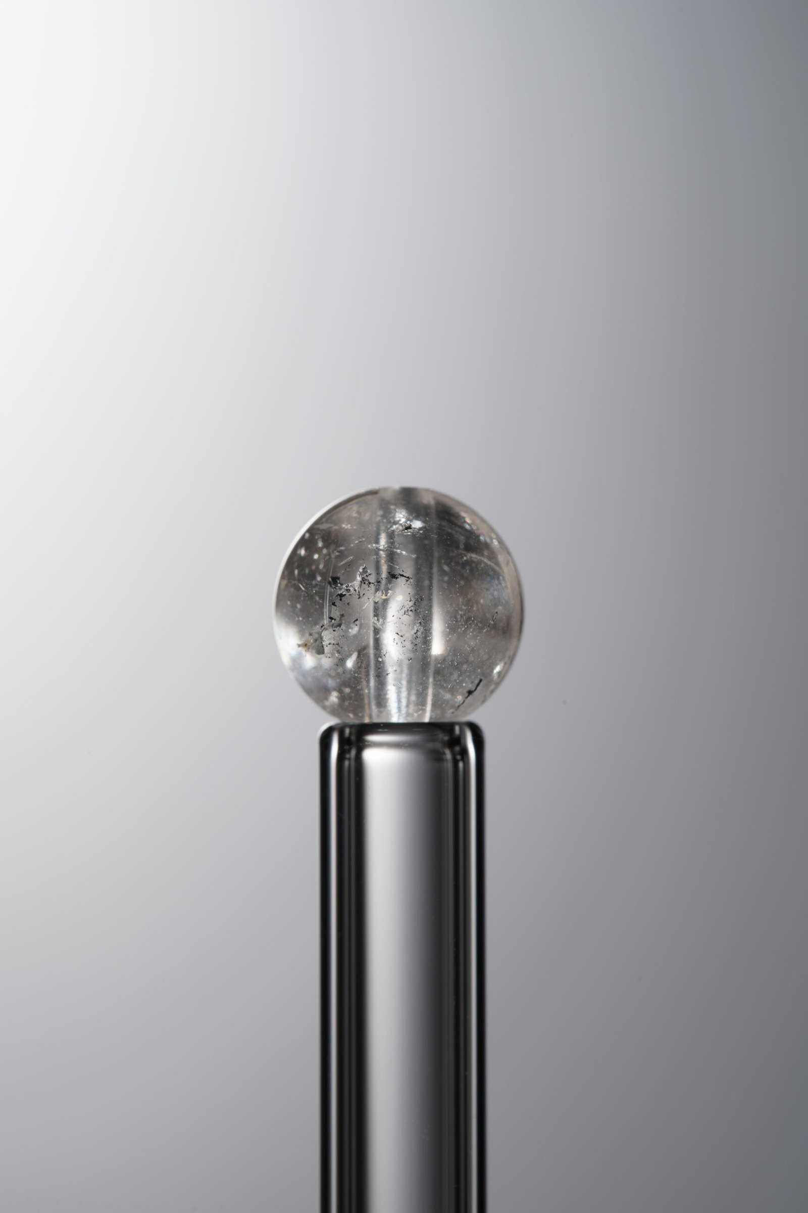 C8-43 (1) Crystal-White&Brown-7mm - Image 1