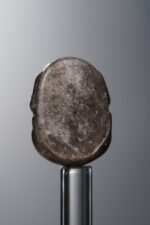 Obsidian-Silver-Pixiu-18mm - Image 3