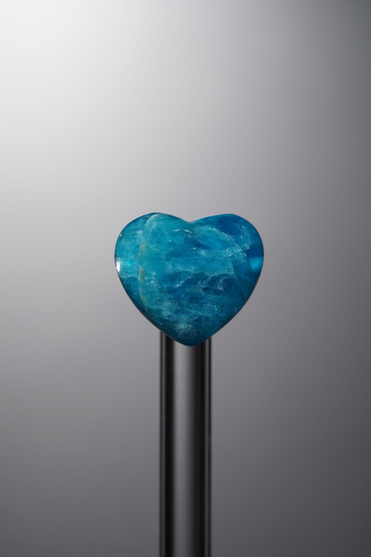 Apatite-Blue-Heart-14mm - Image 1