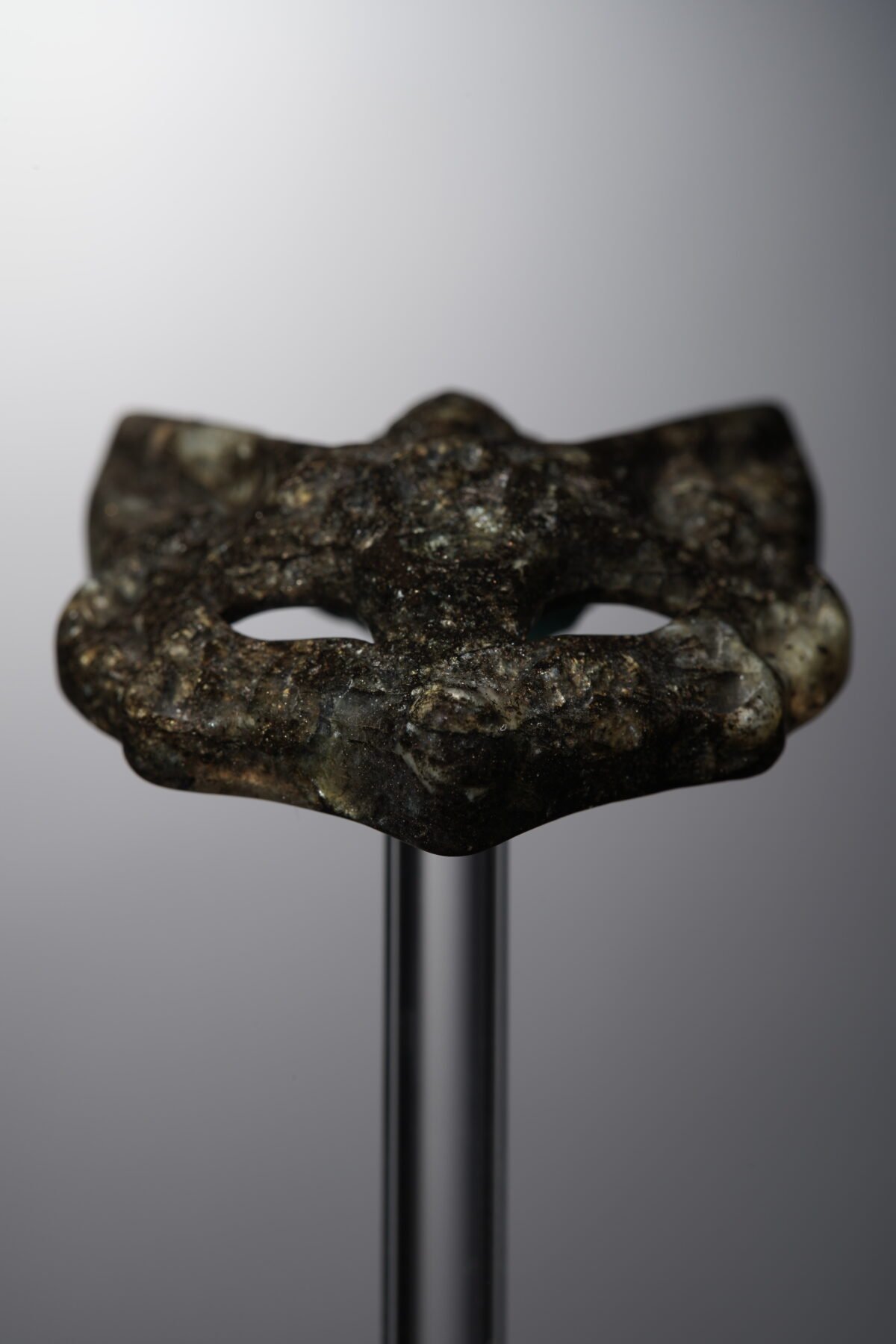 Serpentine Jade-Black-Fox-32mm - Image 4