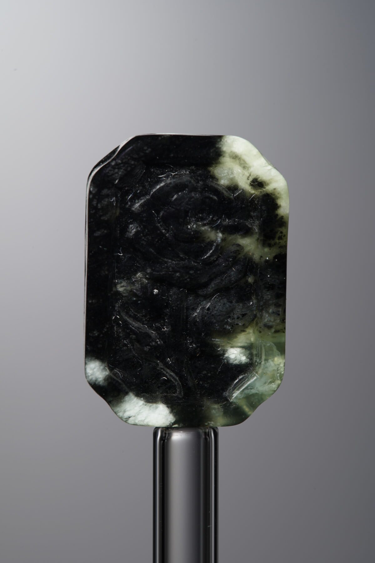 Serpentine Jade-Black-Rose-22mm - Image 1
