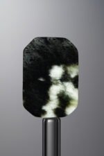 Serpentine Jade-Black-Rose-22mm - Image 3